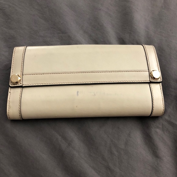 Gucci Handbags - Gucci Wallet